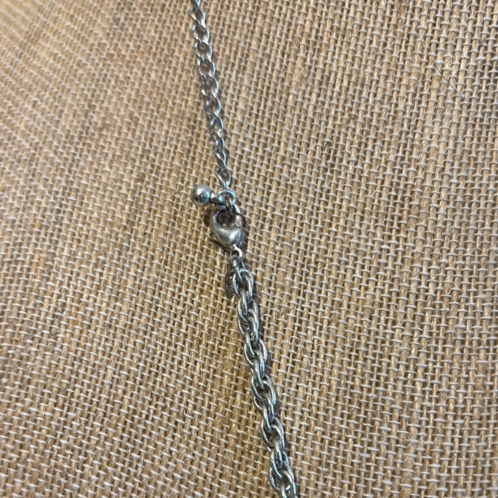 Elegant Silver and Clear Beaded Necklace - Picture 4 of 4